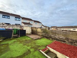 Photo 21- click for photo gallery